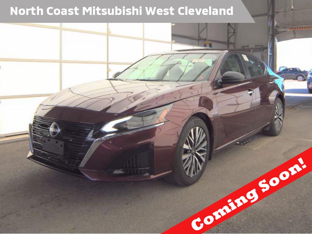 Garnet Pearl Metallic 2024 Nissan Altima Sedan All-Wheel Drive Continuously Variable Transmission
