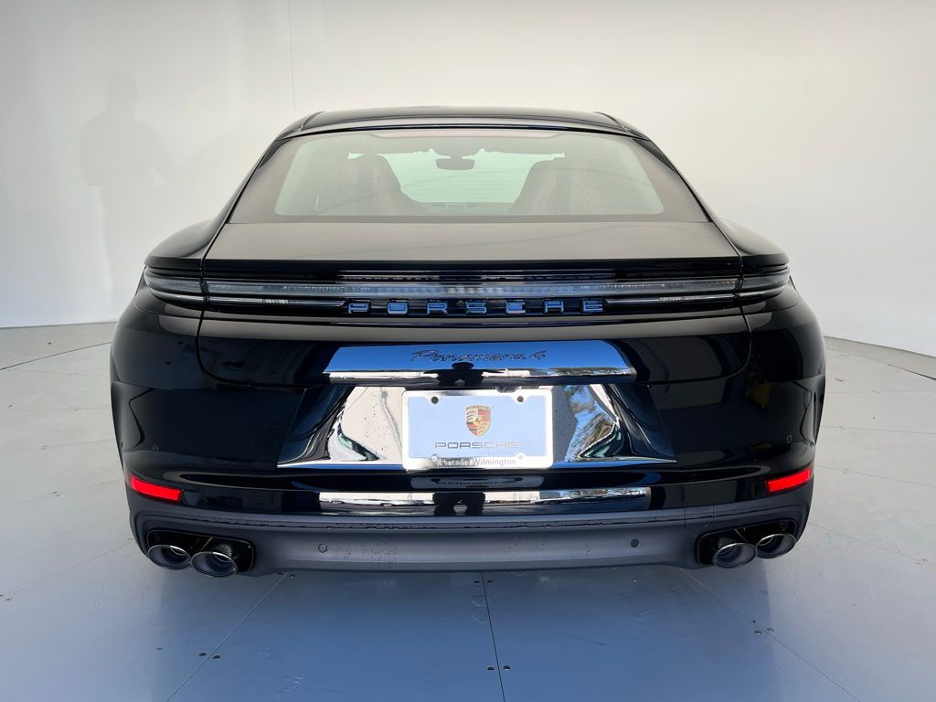 Thumbnail: 2025 Porsche Panamera - 23
