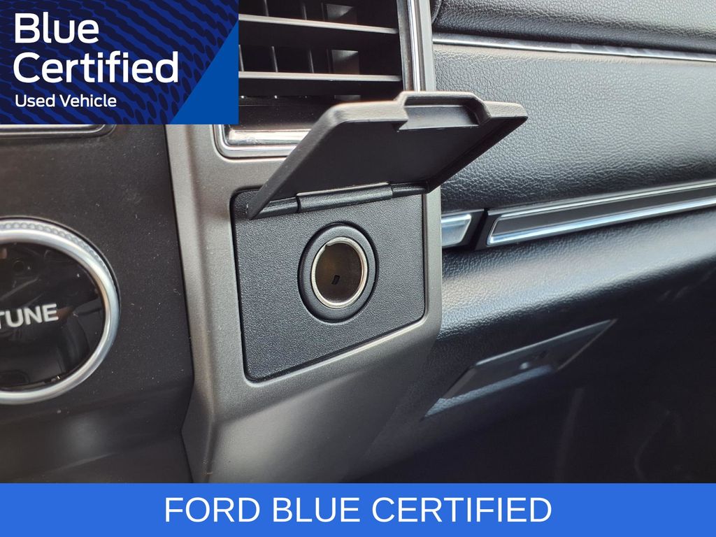 2021 Ford Expedition XLT - 11