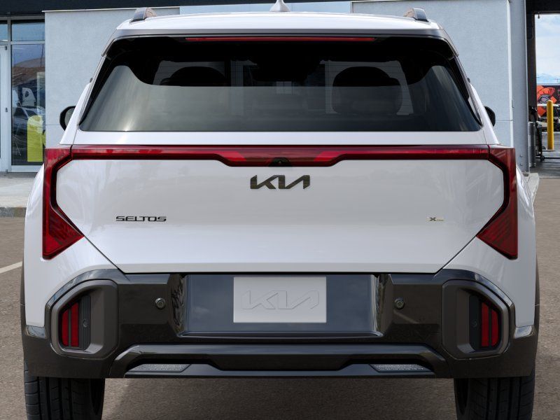 New 2027 White Kia X-Line S image 13