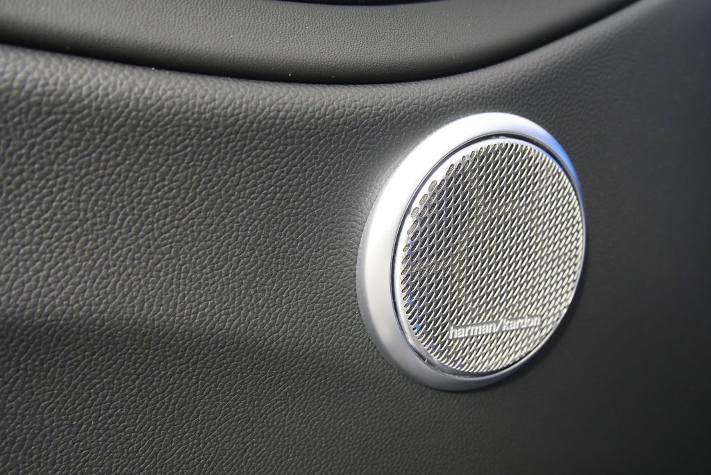 Thumbnail: 2024 Alfa Romeo Giulia - 12