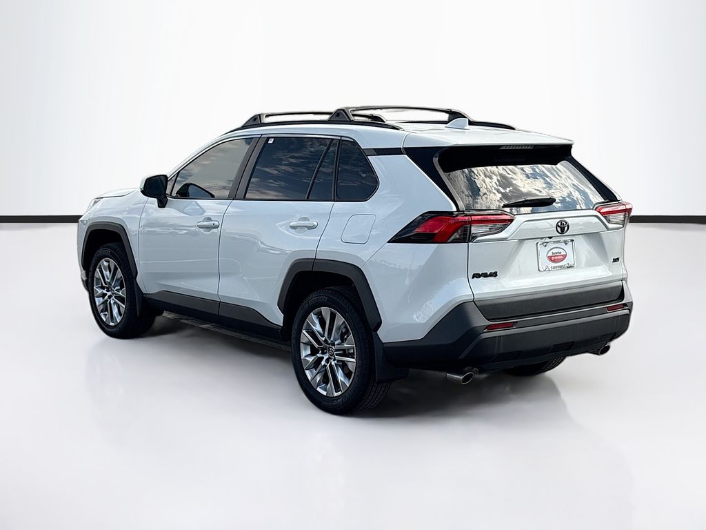 Certified Used 2025 Beige Toyota XLE Premium image 7