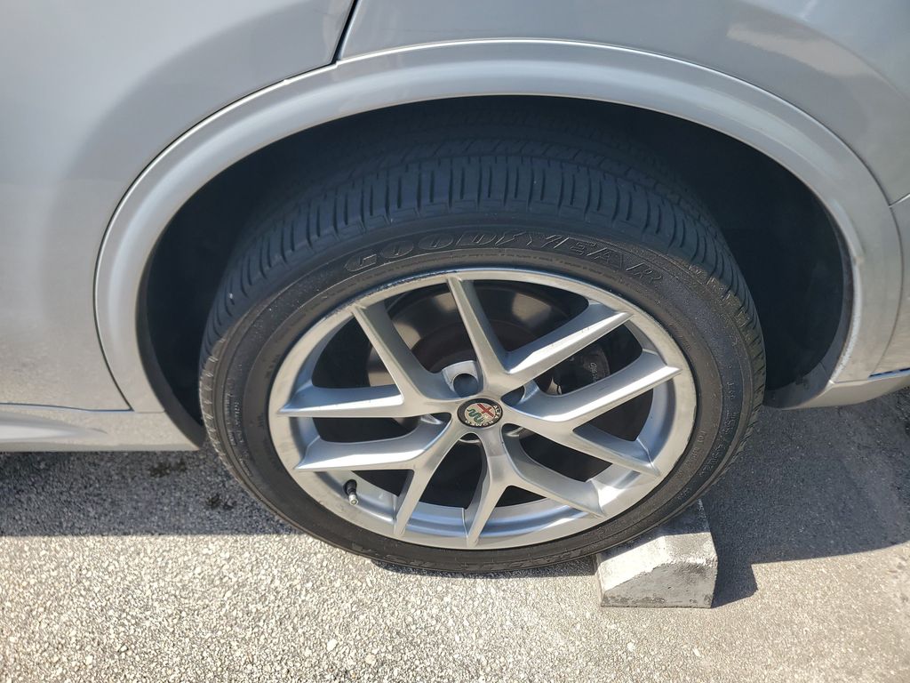 2021 Alfa Romeo Stelvio - $17,888