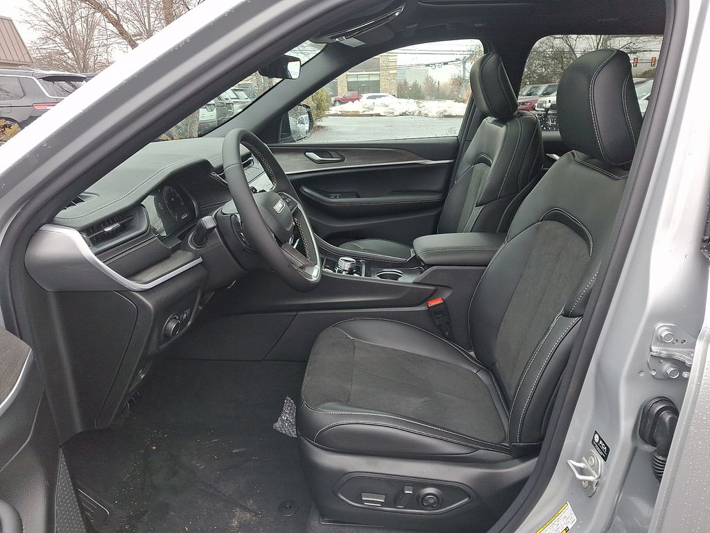 New 2026 Jeep Grand Cherokee SUV
