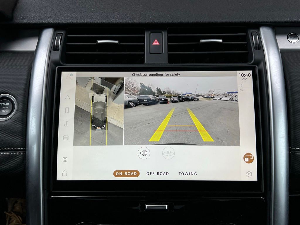 2023 Land Rover Discovery S R-Dynamic photo