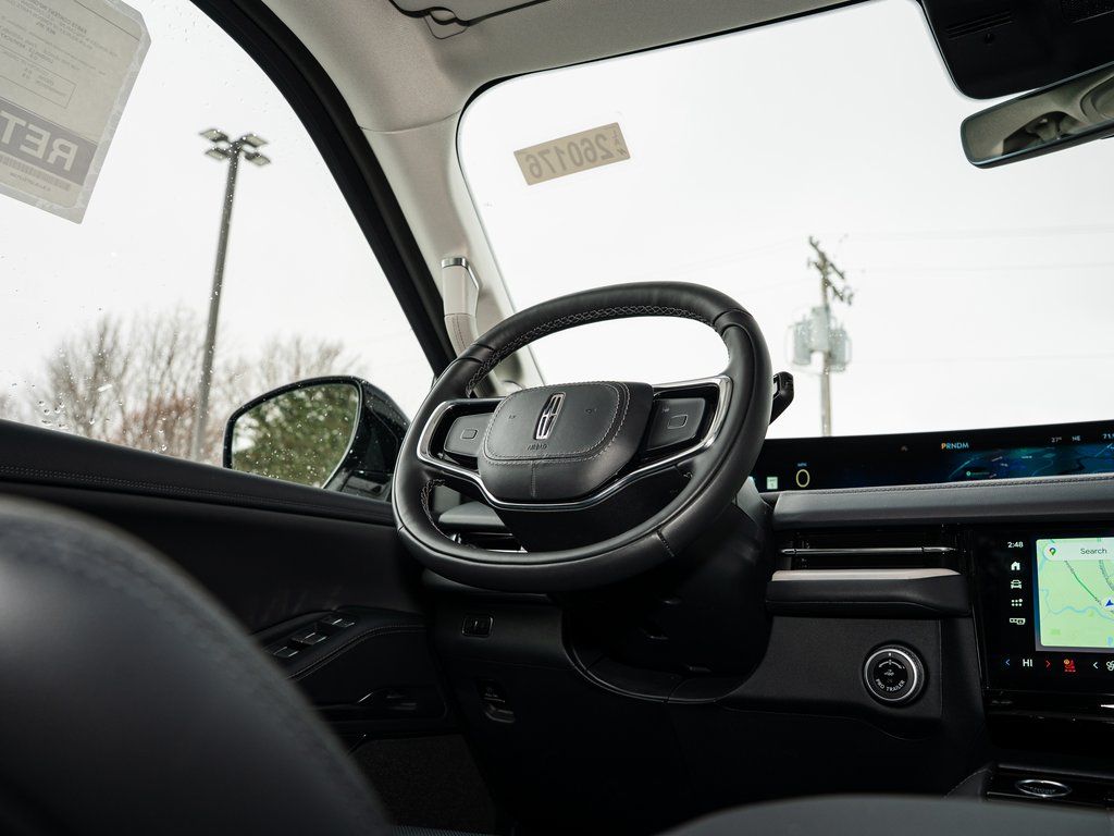 New 2026 White Lincoln Reserve image 41