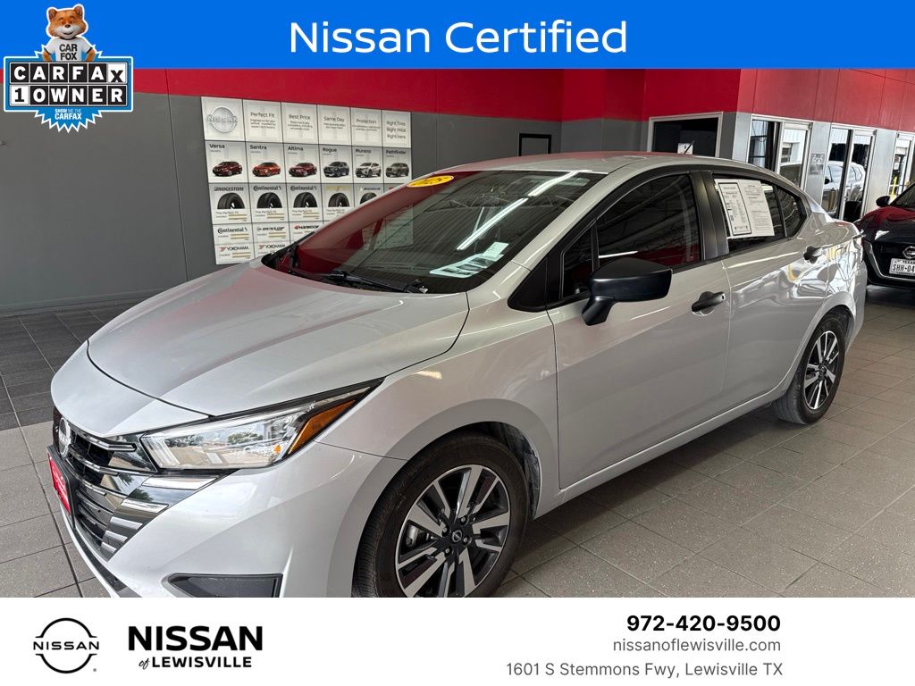 Brilliant Silver Metallic 2025 Nissan Versa Sedan Front-Wheel Drive Continuously Variable Transmission