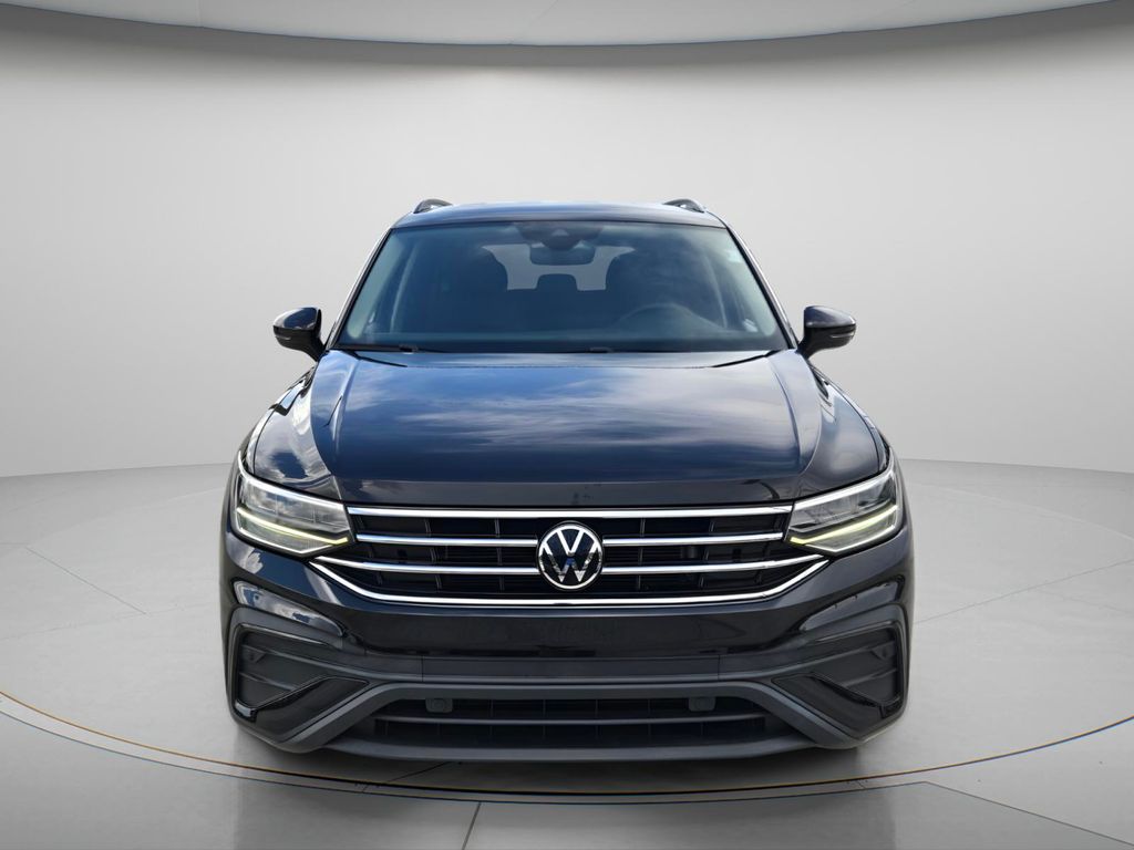 2023 Volkswagen Tiguan - $19,105