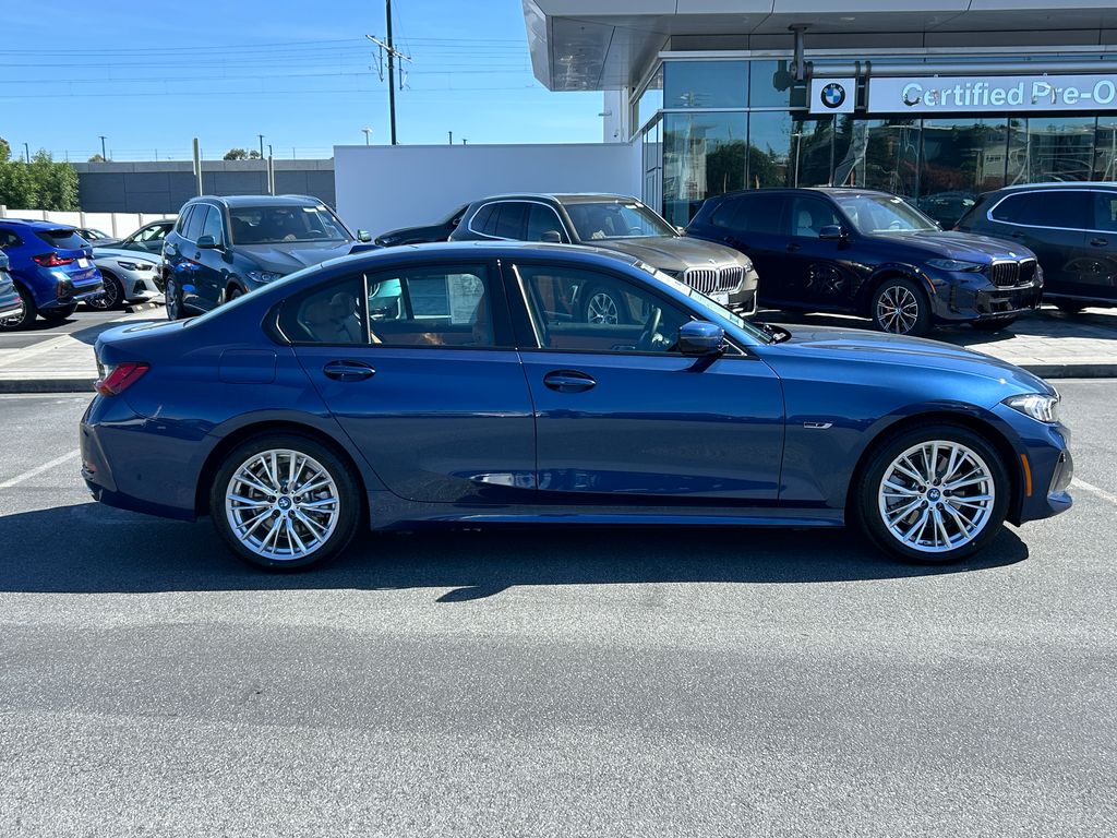 Thumbnail: 2023 BMW 3 Series - 6