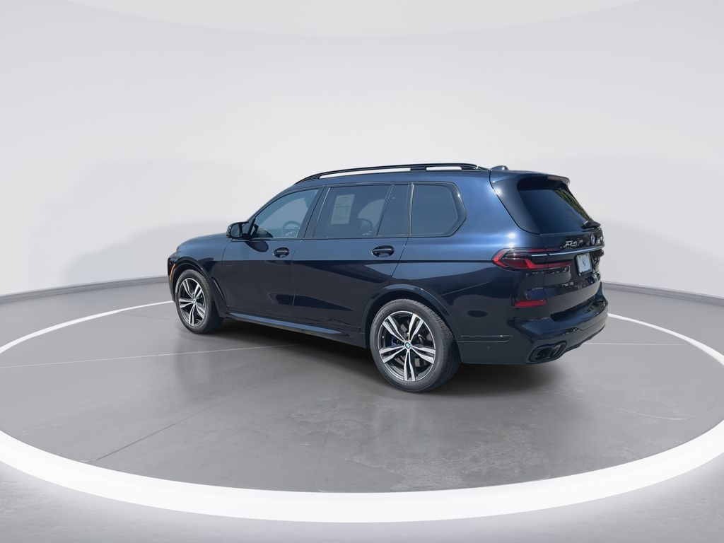 Thumbnail: 2023 BMW X7 - 6