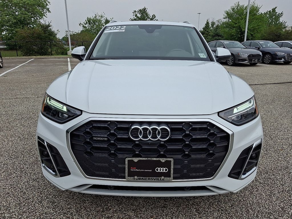 Thumbnail: 2022 Audi Q5 - 2