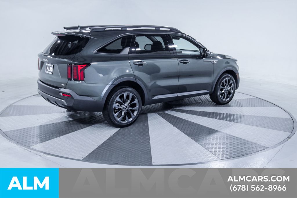 Used 2023 Green Kia X-Line EX image 10