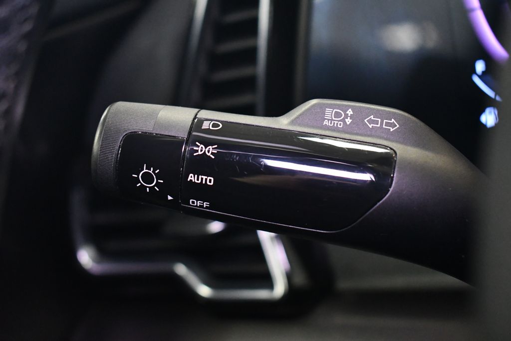 Thumbnail: 2023 Kia Sportage - 20