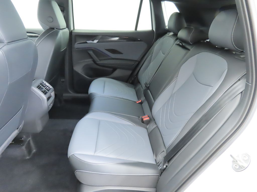 Thumbnail: 2026 Volkswagen Tiguan - 21