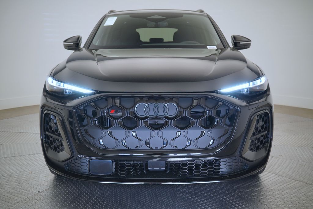 2025 Audi SQ5  2