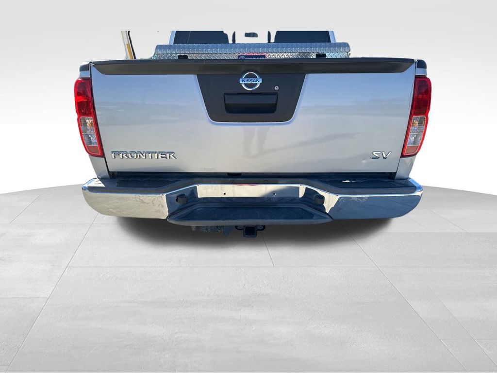 2017 Nissan Frontier SV 21