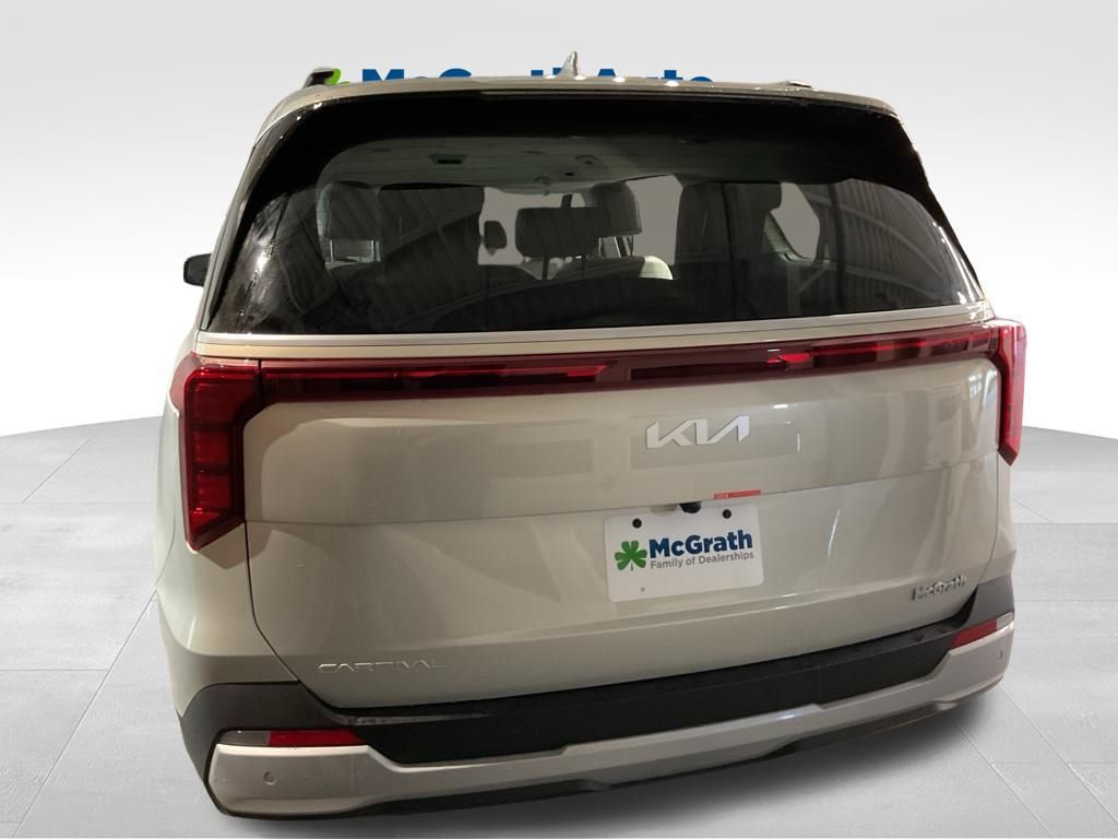 New 2026 Silver Kia EX image 5