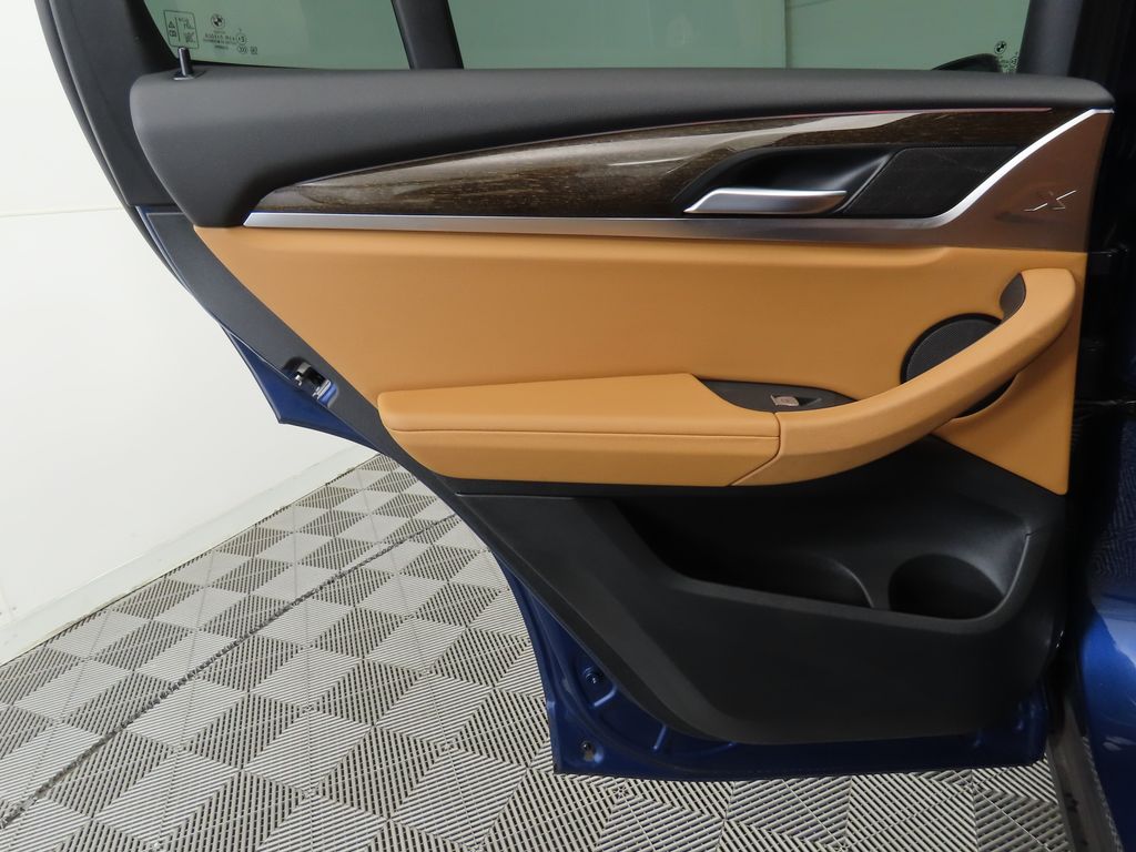 Thumbnail: 2022 BMW X3 - 27