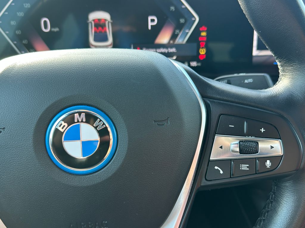 Thumbnail: 2024 BMW i4 - 20