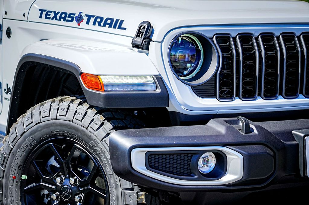 New Car 2025 Jeep Gladiator  For Sale Under $50,000 In Taylor, Texas