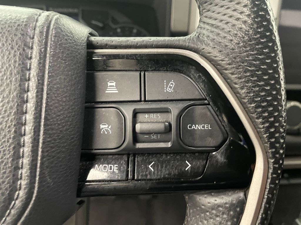 Thumbnail: 2022 Toyota Tundra - 24