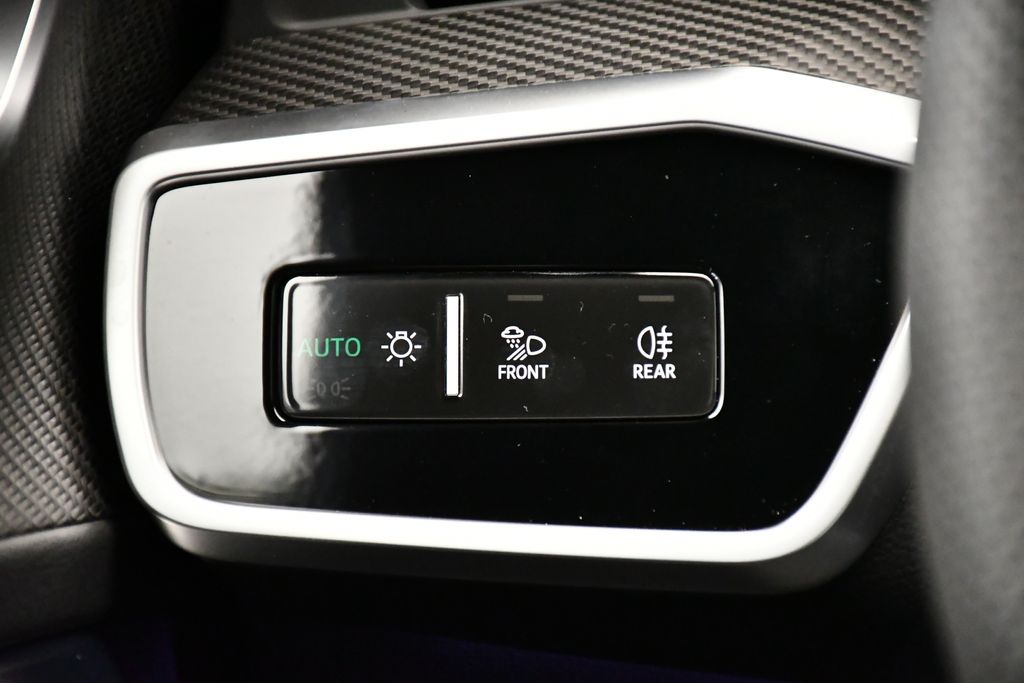 Thumbnail: 2026 Audi RS 7 - 16