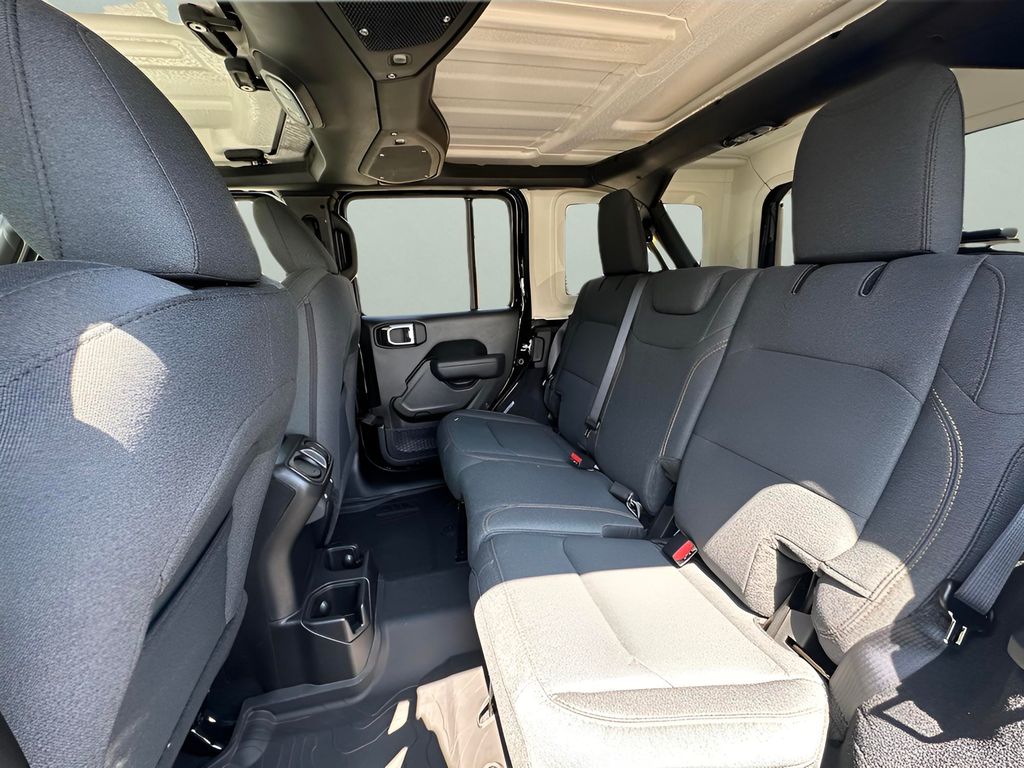 2025 Jeep Wrangler 4-Door Sport S - Photo 20