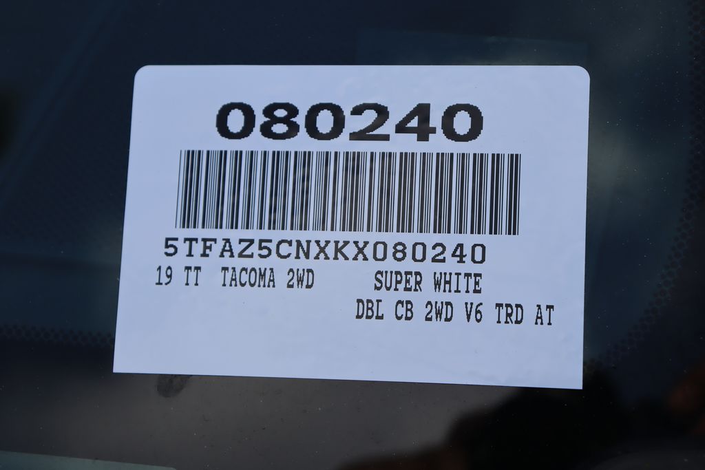 Thumbnail: 2019 Toyota Tacoma - 7