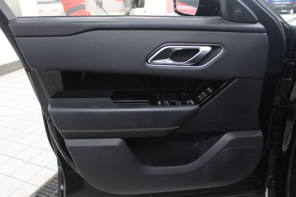 Thumbnail: 2019 Land Rover Range Rover Velar - 12