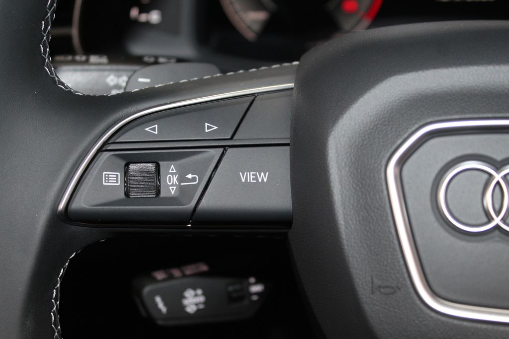 Thumbnail: 2026 Audi Q7 - 32