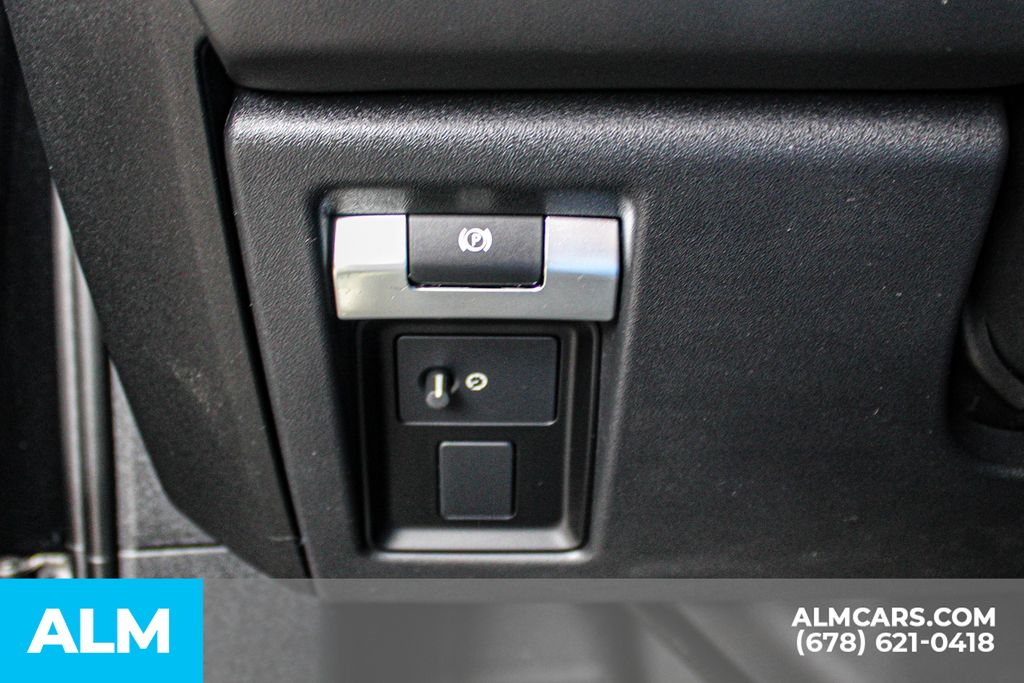 Used 2025 Black Land Rover X image 29