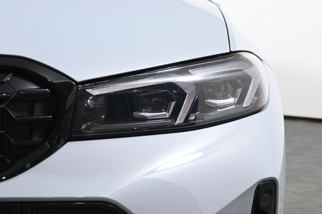 Thumbnail: 2024 BMW 3 Series - 11