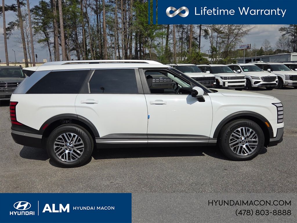 New 2026 White Hyundai SEL Premium image 8