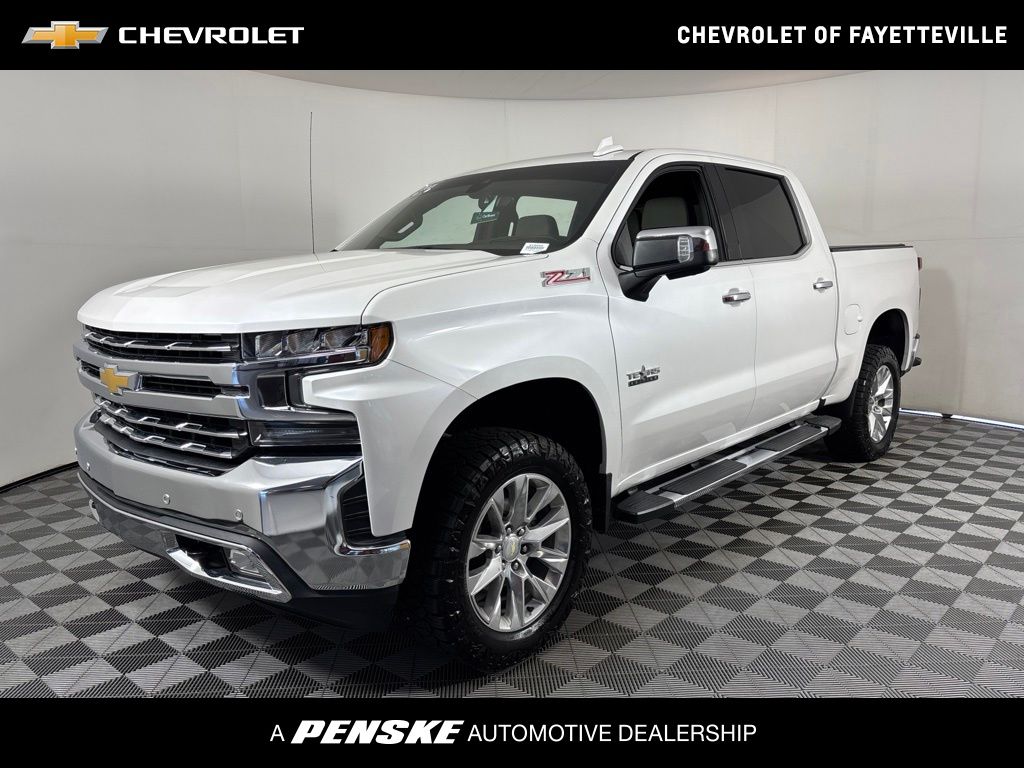 White (Iridescent Pearl Tricoat) 2021 Chevrolet Silverado 1500 Pickup Truck Four-Wheel Drive 8-Speed Automatic