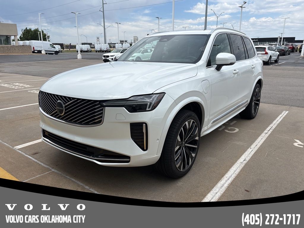 Crystal White Metallic 2025 Volvo XC90 Recharge T8 Plus Bright Theme 7-Passenger eAWD SUV / Crossover All-Wheel Drive Automatic