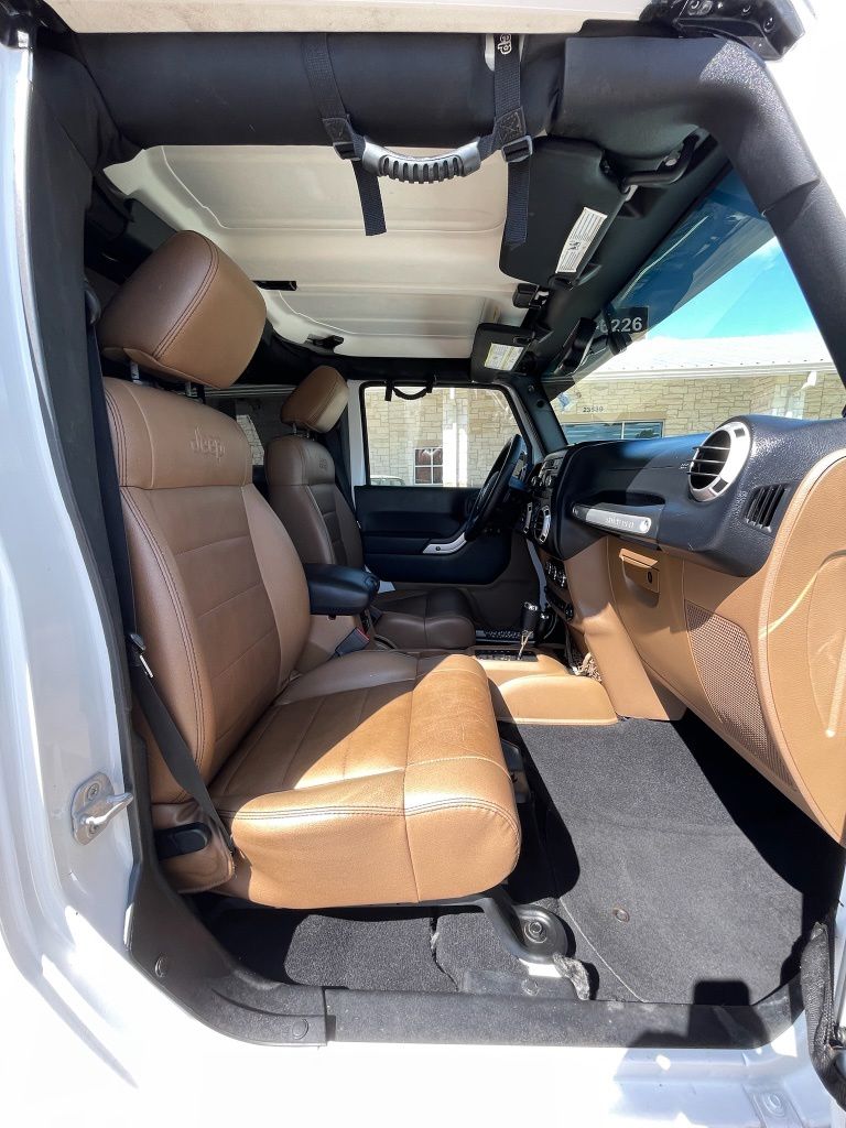 2011 Jeep Wrangler Unlimited Sahara White at Emmons Autoplex