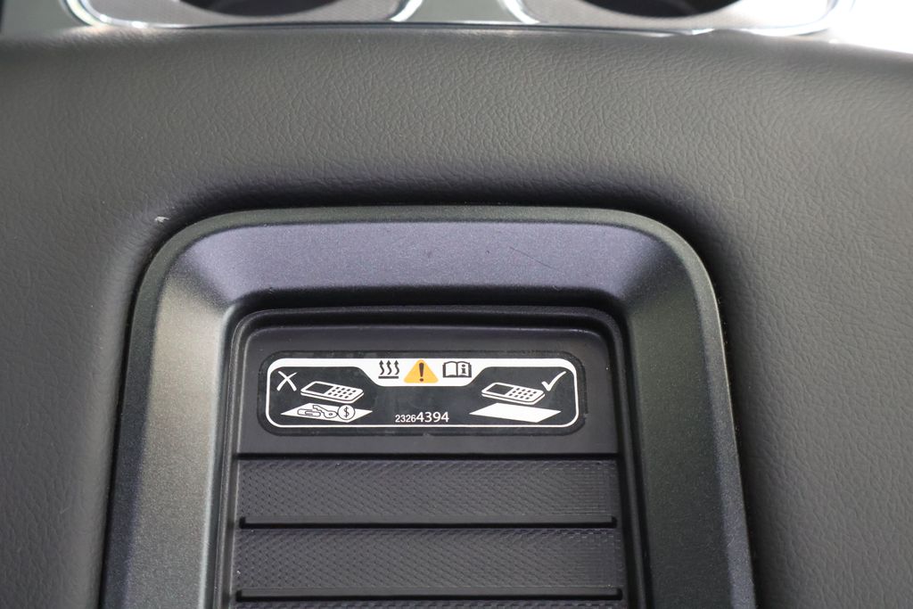 Thumbnail: 2018 Chevrolet Silverado 1500 - 23