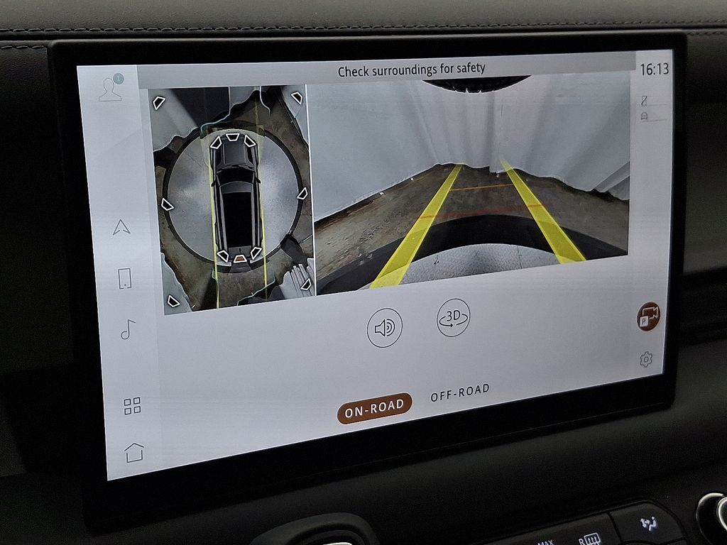 Thumbnail: 2025 Land Rover Defender - 15