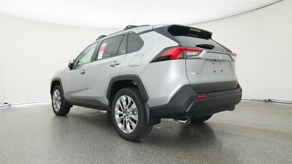 Thumbnail: 2025 Toyota RAV4 - 18
