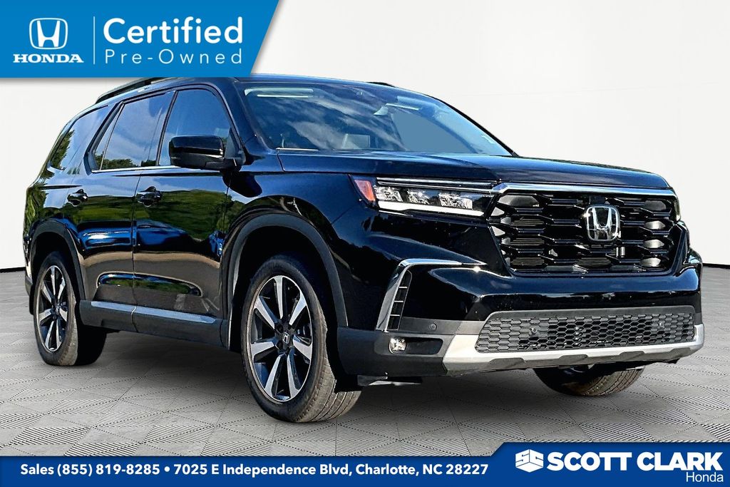 2025 Honda Pilot Touring