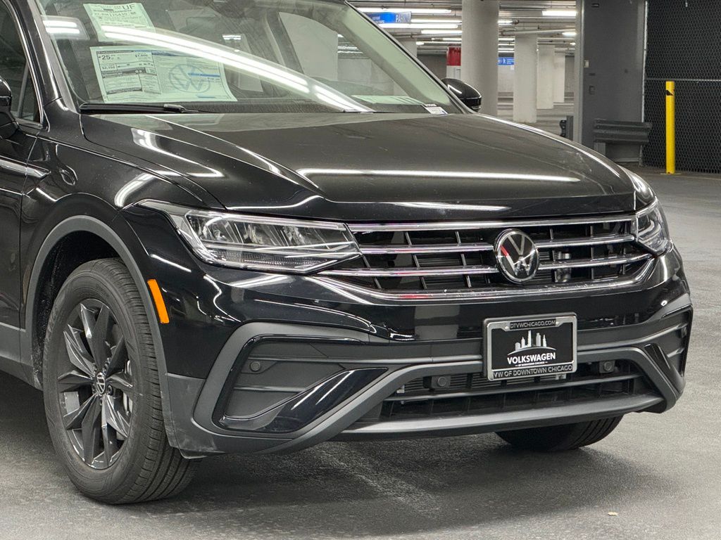 2024 Volkswagen Tiguan 2.0T SE 38