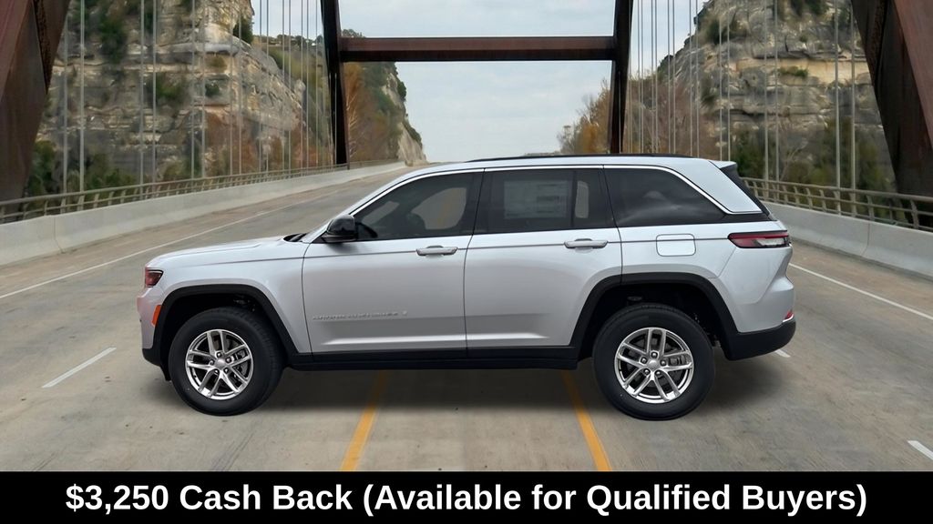 New Car 2025 Jeep Grand Cherokee  Laredo X For Sale Under $40,000 In Austin, Texas