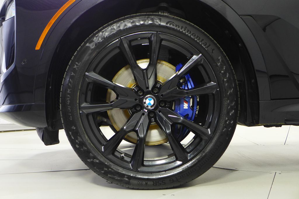 Thumbnail: 2023 BMW X7 - 5