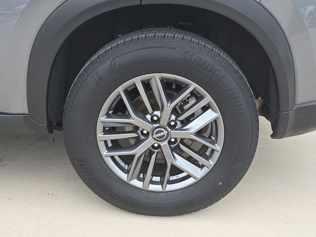 2024 Gun Metallic Nissan Rogue S FWD SUV