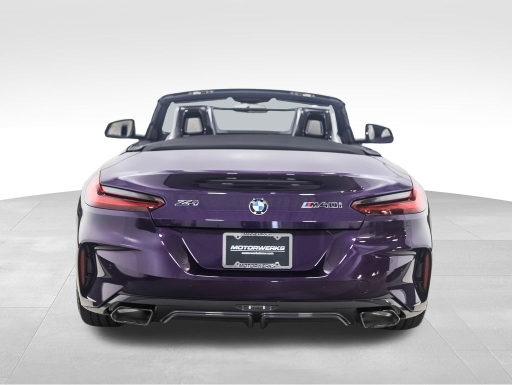 Thumbnail: 2026 BMW Z4 - 13