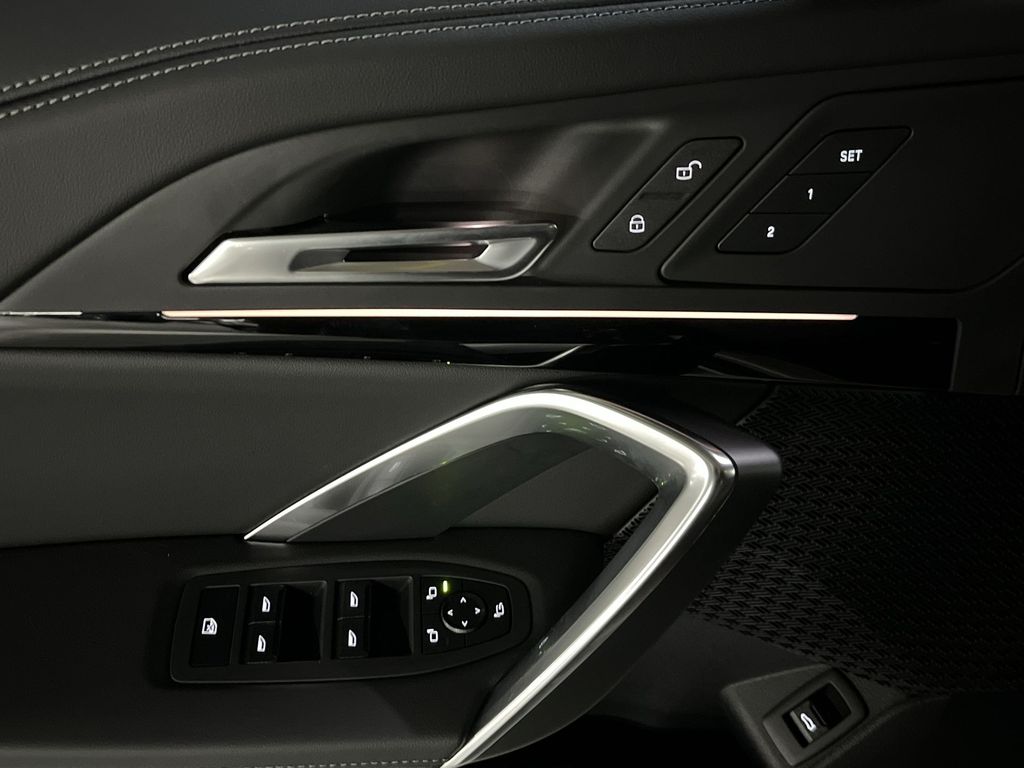 Thumbnail: 2026 BMW X1 - 13