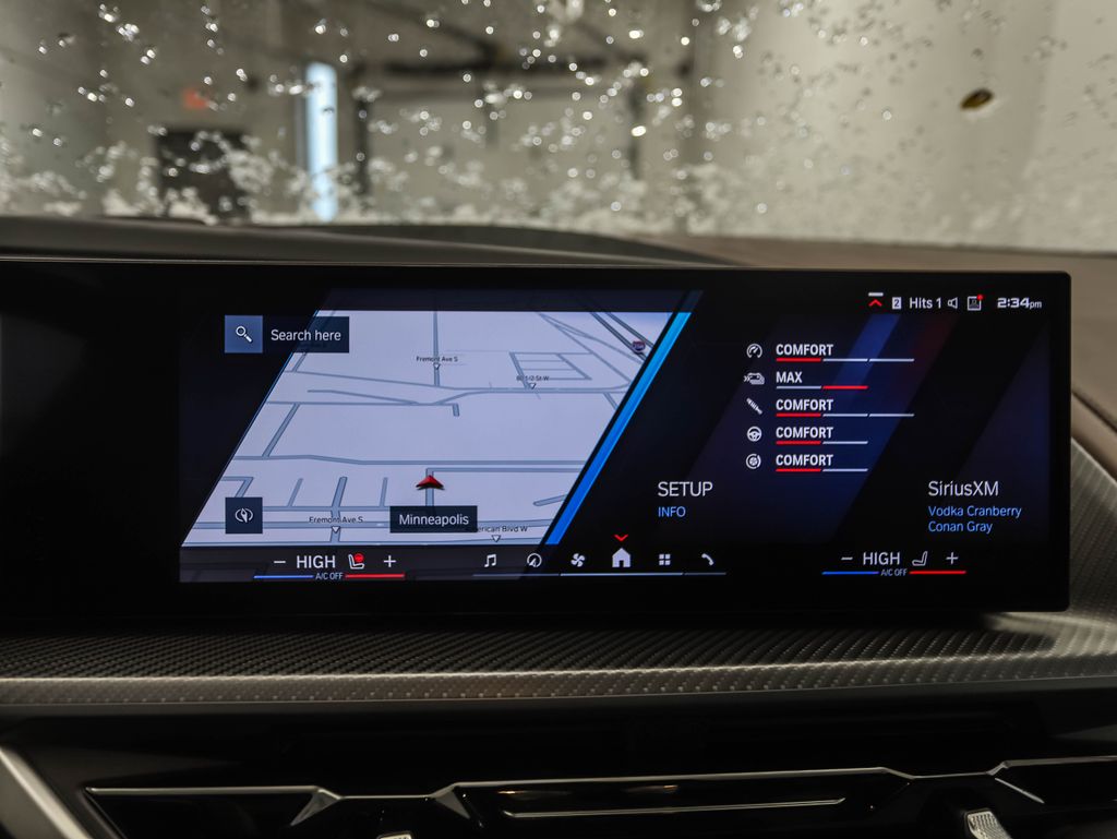 Thumbnail: 2025 BMW XM - 15