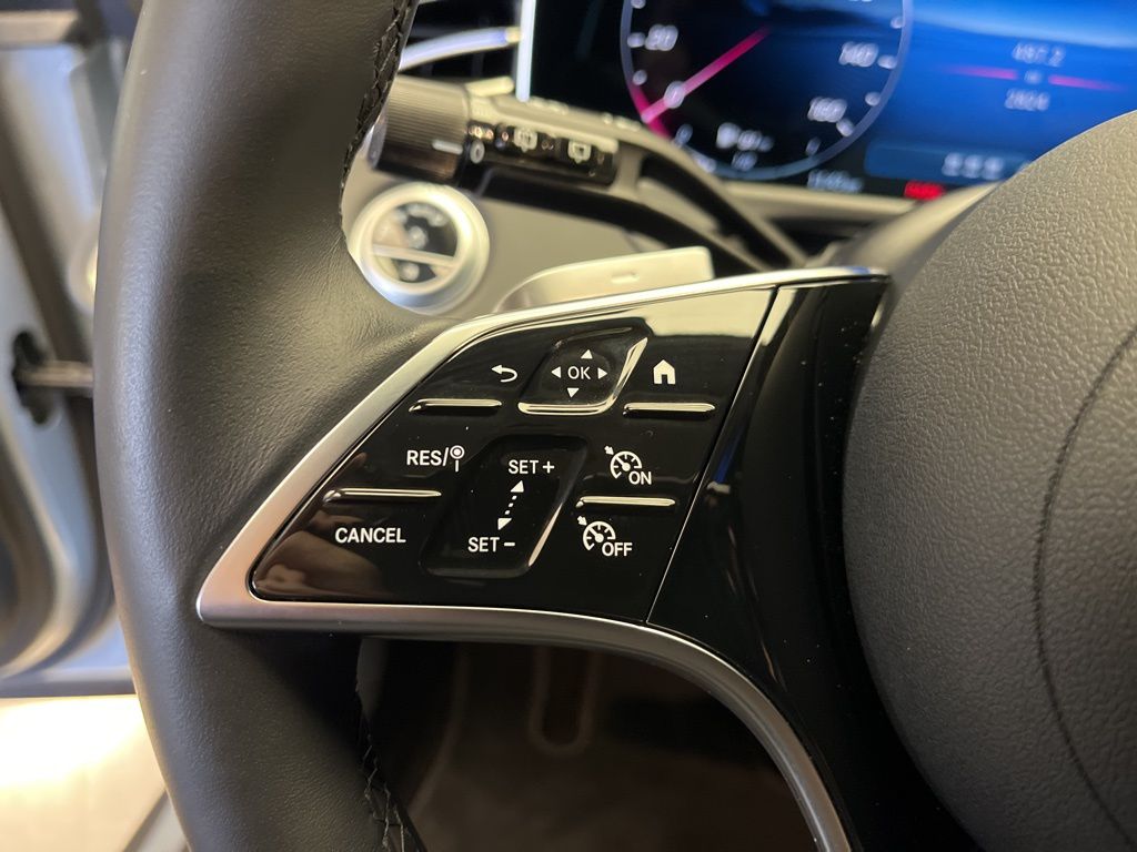 Thumbnail: 2025 Mercedes-Benz E-Class - 15