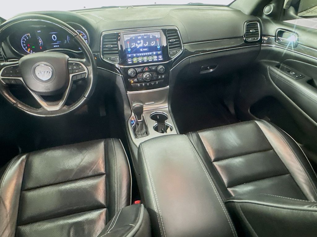 Used Car 2020 Jeep Grand Cherokee  Overland For Sale Under $25,000 In Austin, Texas