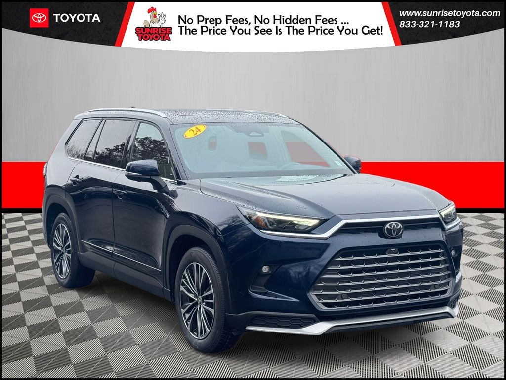 2024 Toyota Grand Highlander Platinum's photo